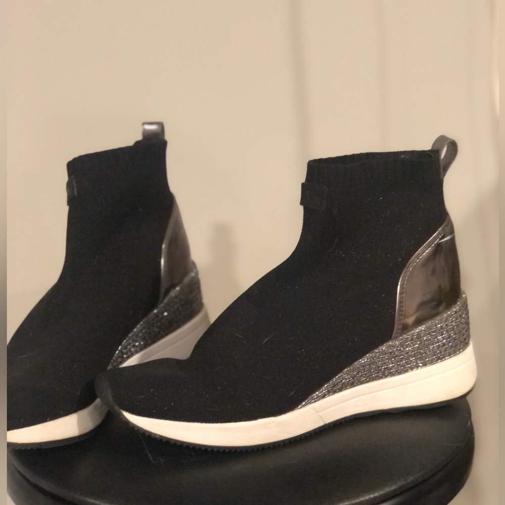 Micheal Kors knit sneakers